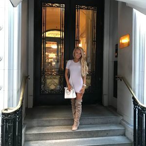 Meet your Posher, Lorin